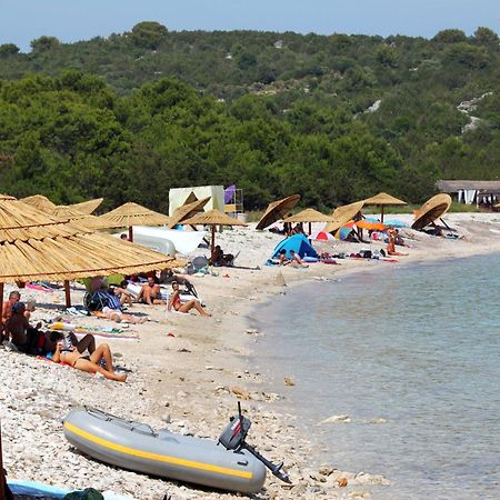 Apartments With A Parking Space Sali, Dugi Otok - 8136 Екстериор снимка